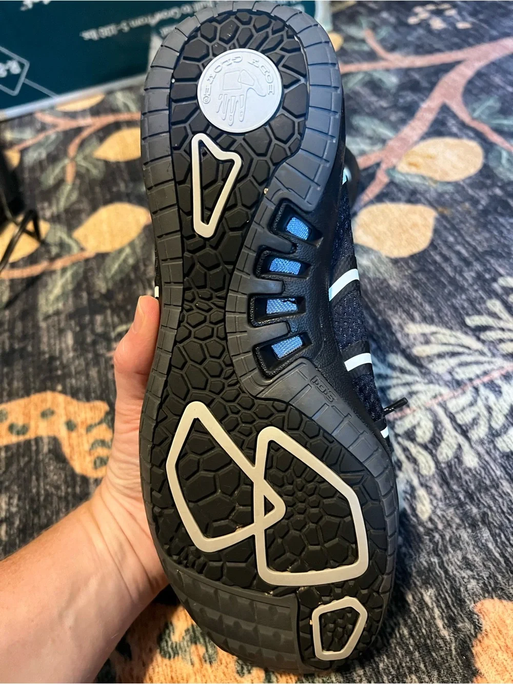 Body Glove Black and White Athletic Water Shoes NWOT